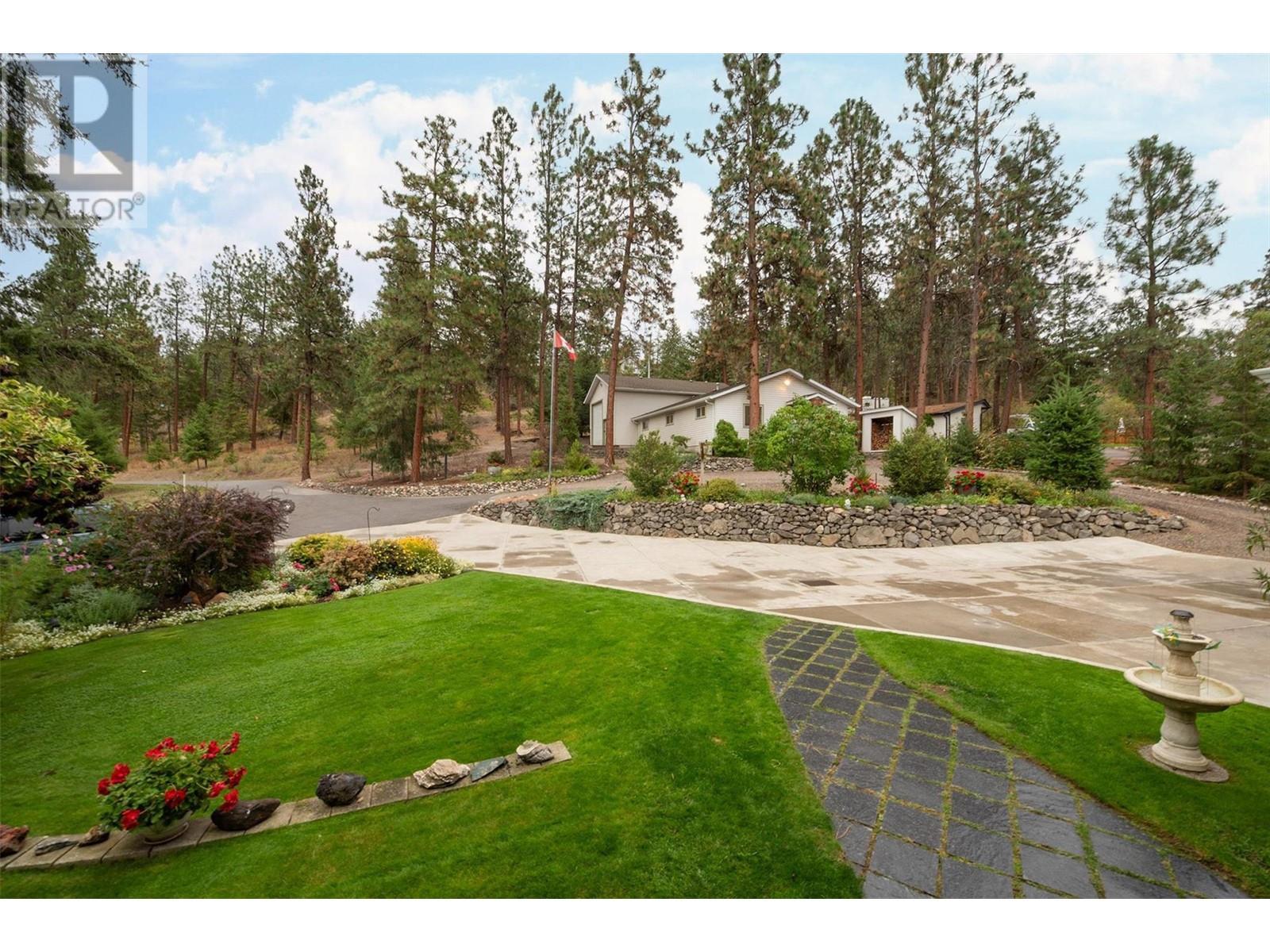 1293 Camp Road. Lake Country, British Columbia