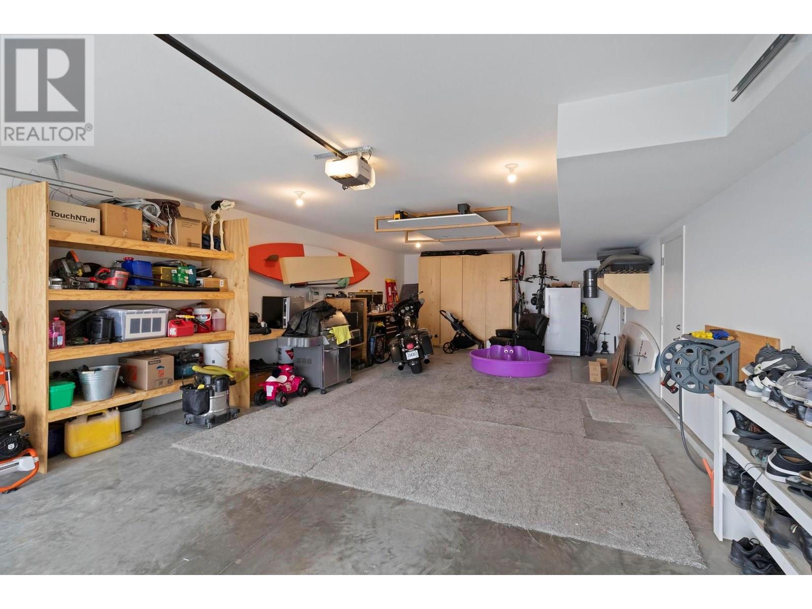 1524 Tower Ranch Drive. Kelowna, British Columbia