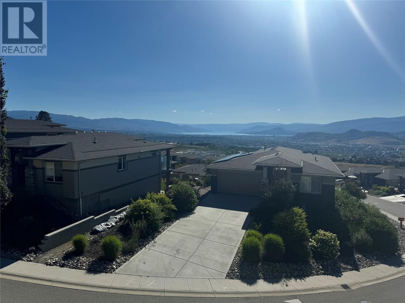 1524 Tower Ranch Drive. Kelowna, British Columbia