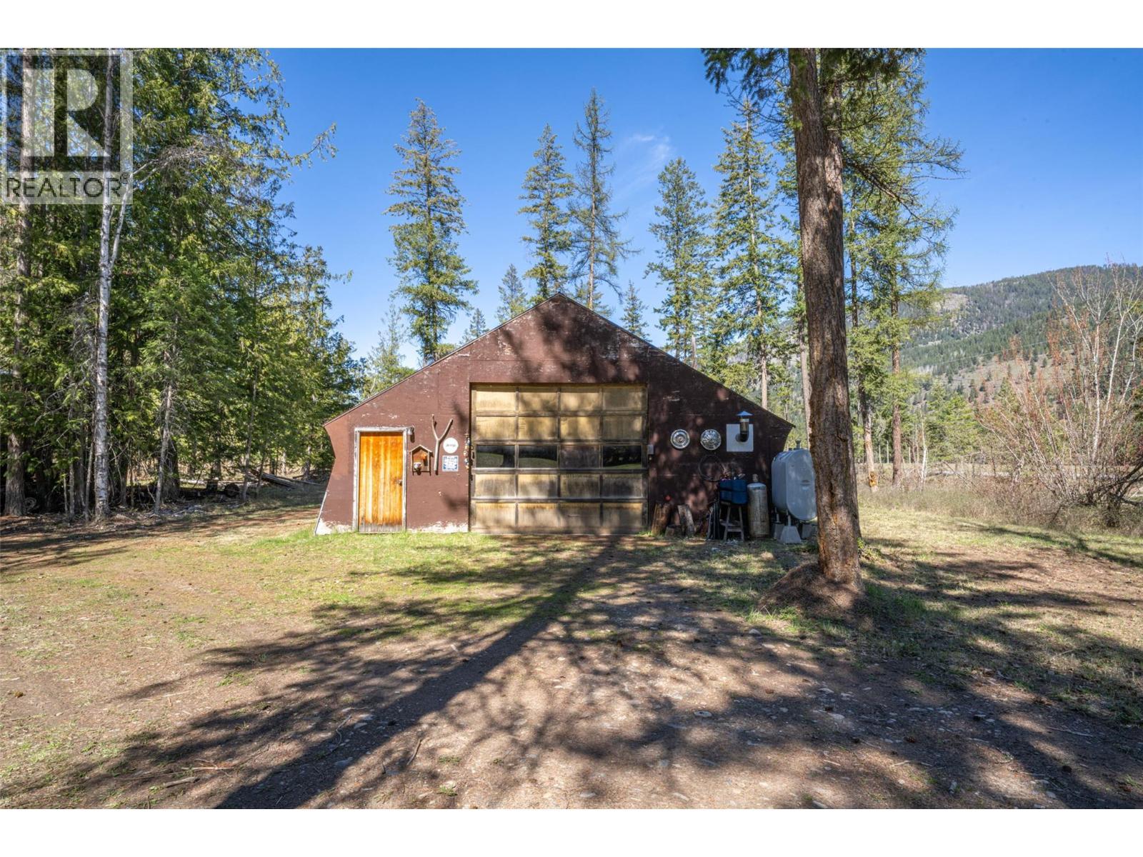 1474 6 Highway. Cherryville, British Columbia