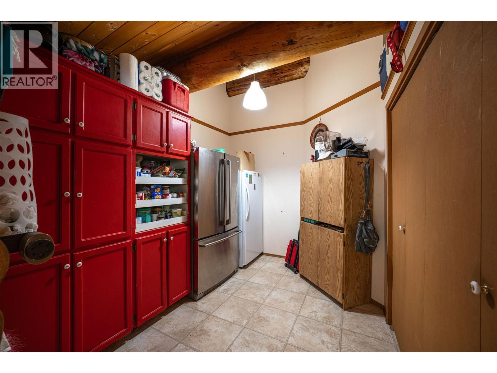 1474 6 Highway. Cherryville, British Columbia