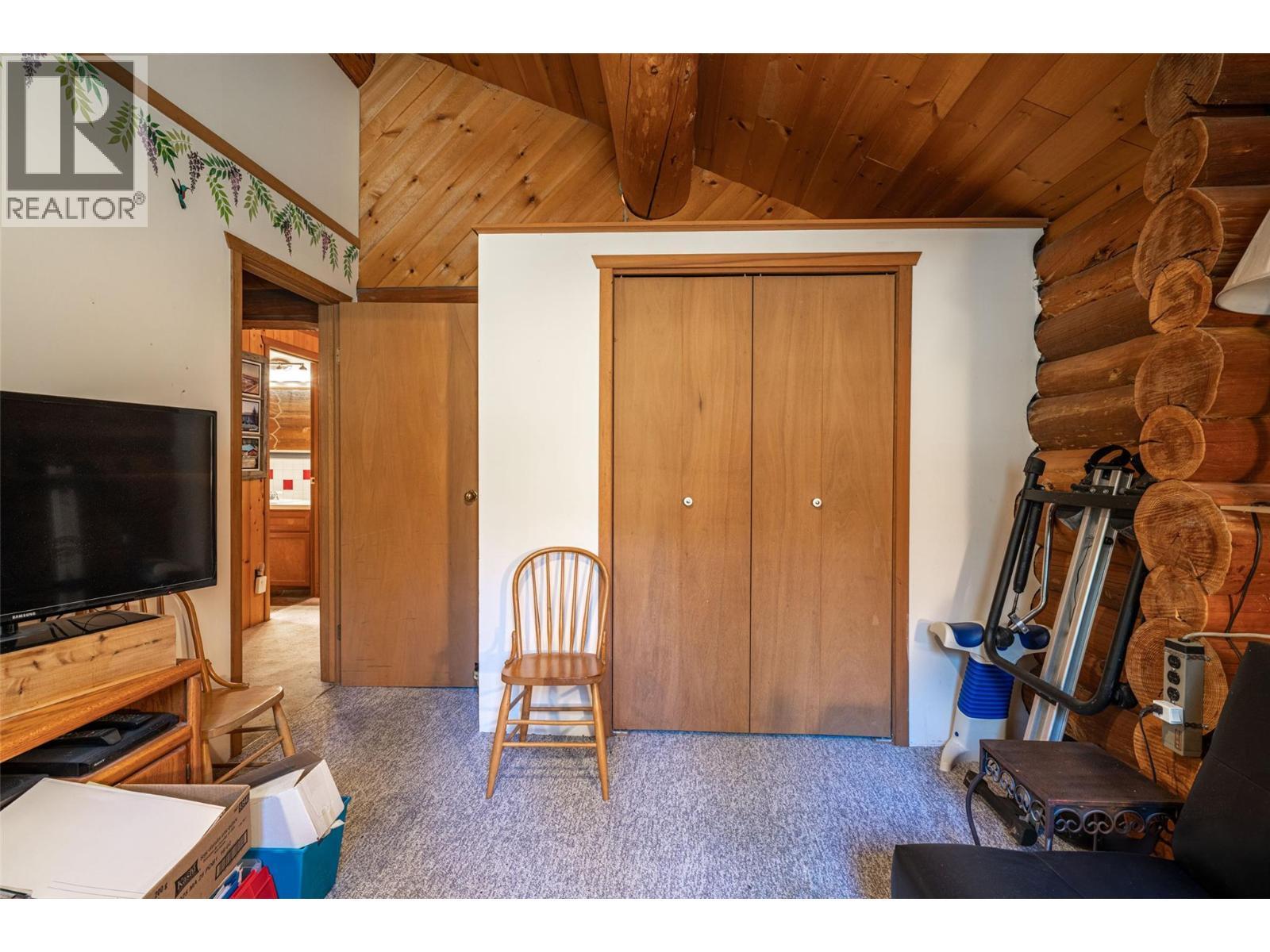 1474 6 Highway. Cherryville, British Columbia