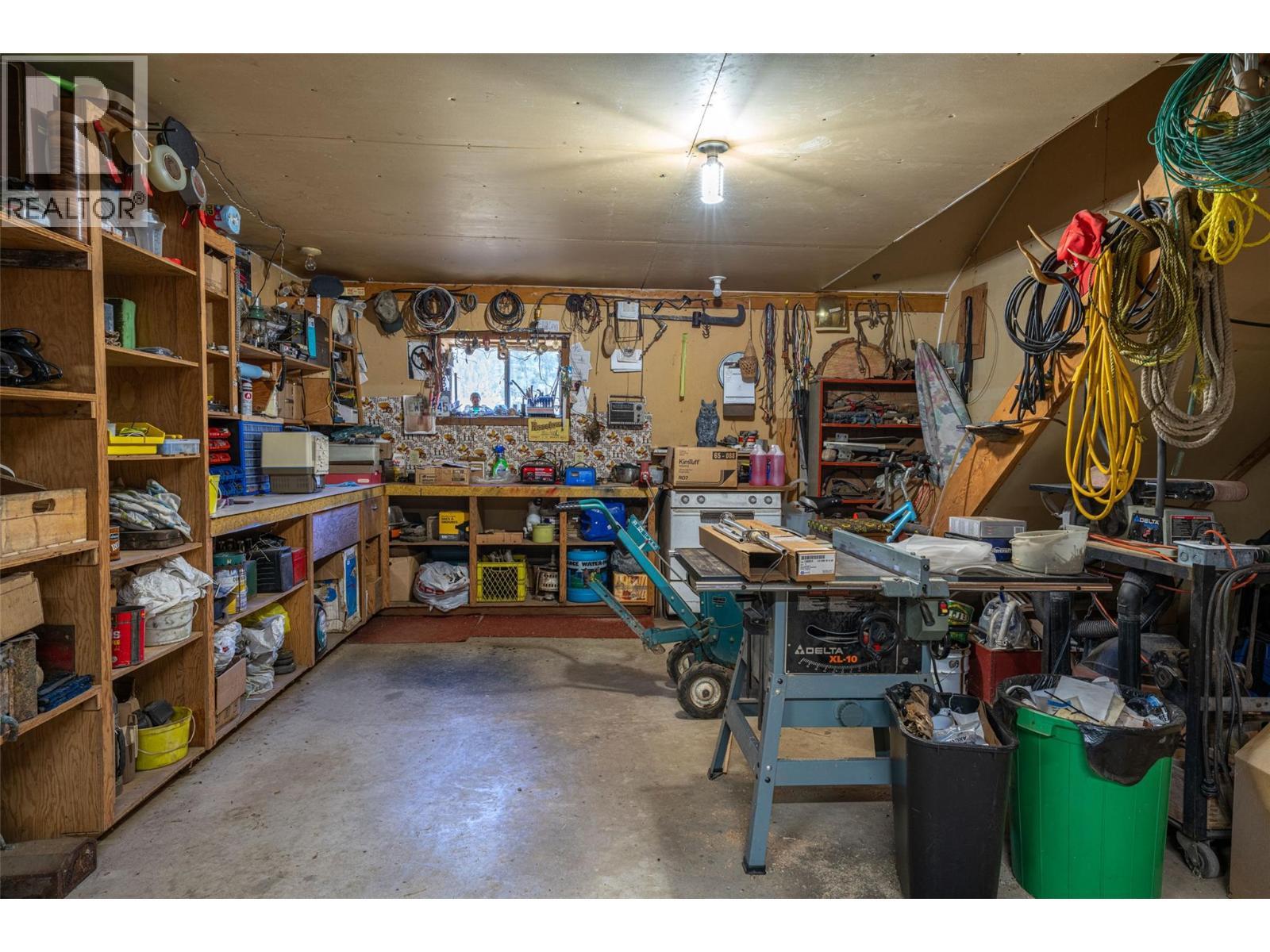 1474 6 Highway. Cherryville, British Columbia