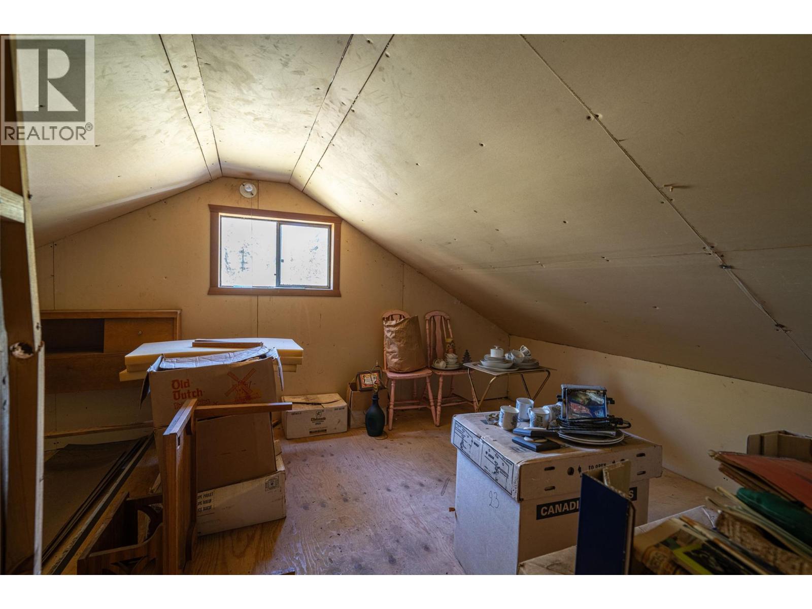 1474 6 Highway. Cherryville, British Columbia