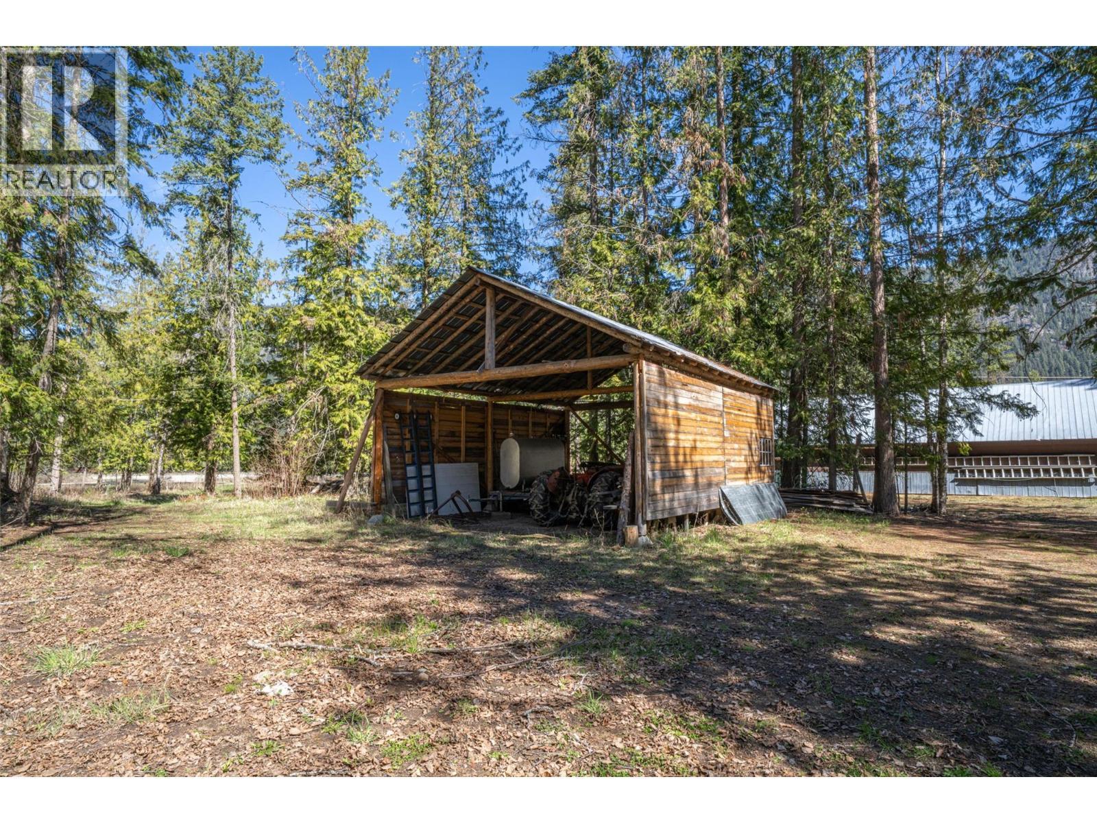 1474 6 Highway. Cherryville, British Columbia