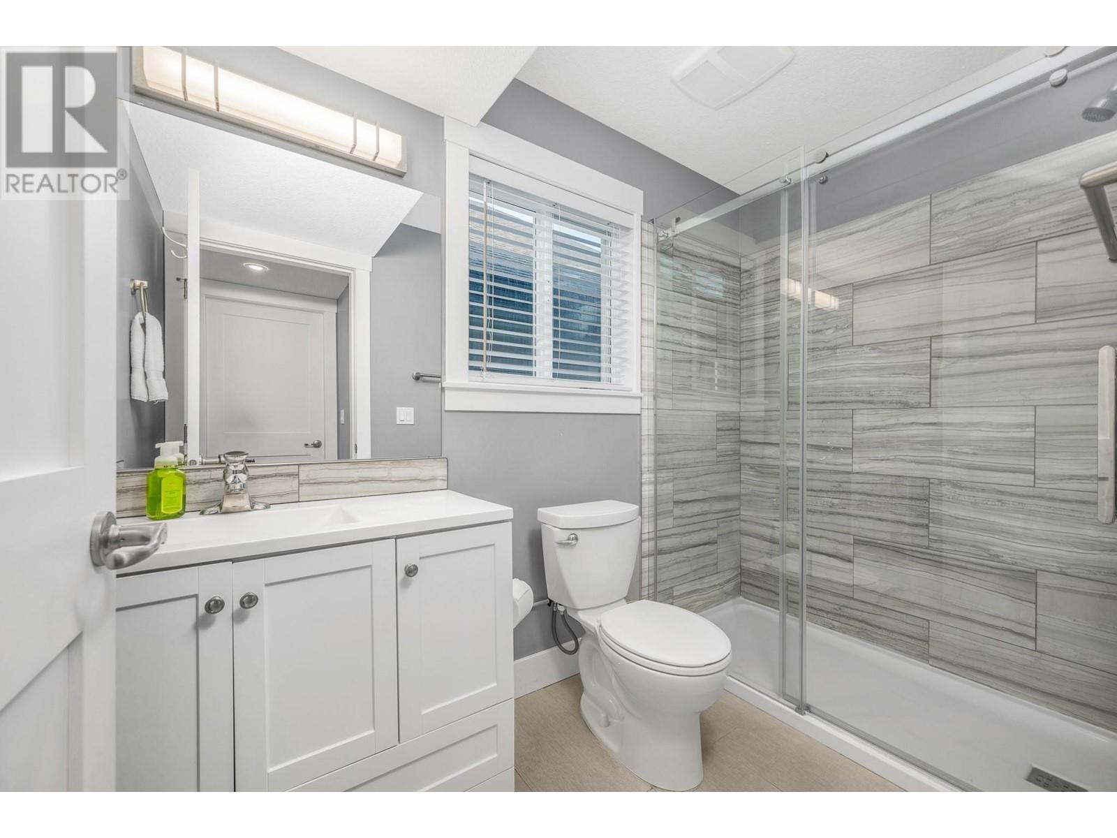 533 Loon Avenue. Vernon, British Columbia