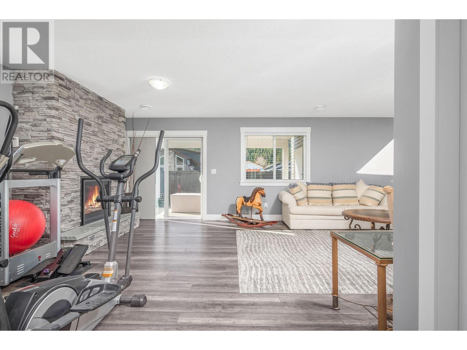 533 Loon Avenue. Vernon, British Columbia