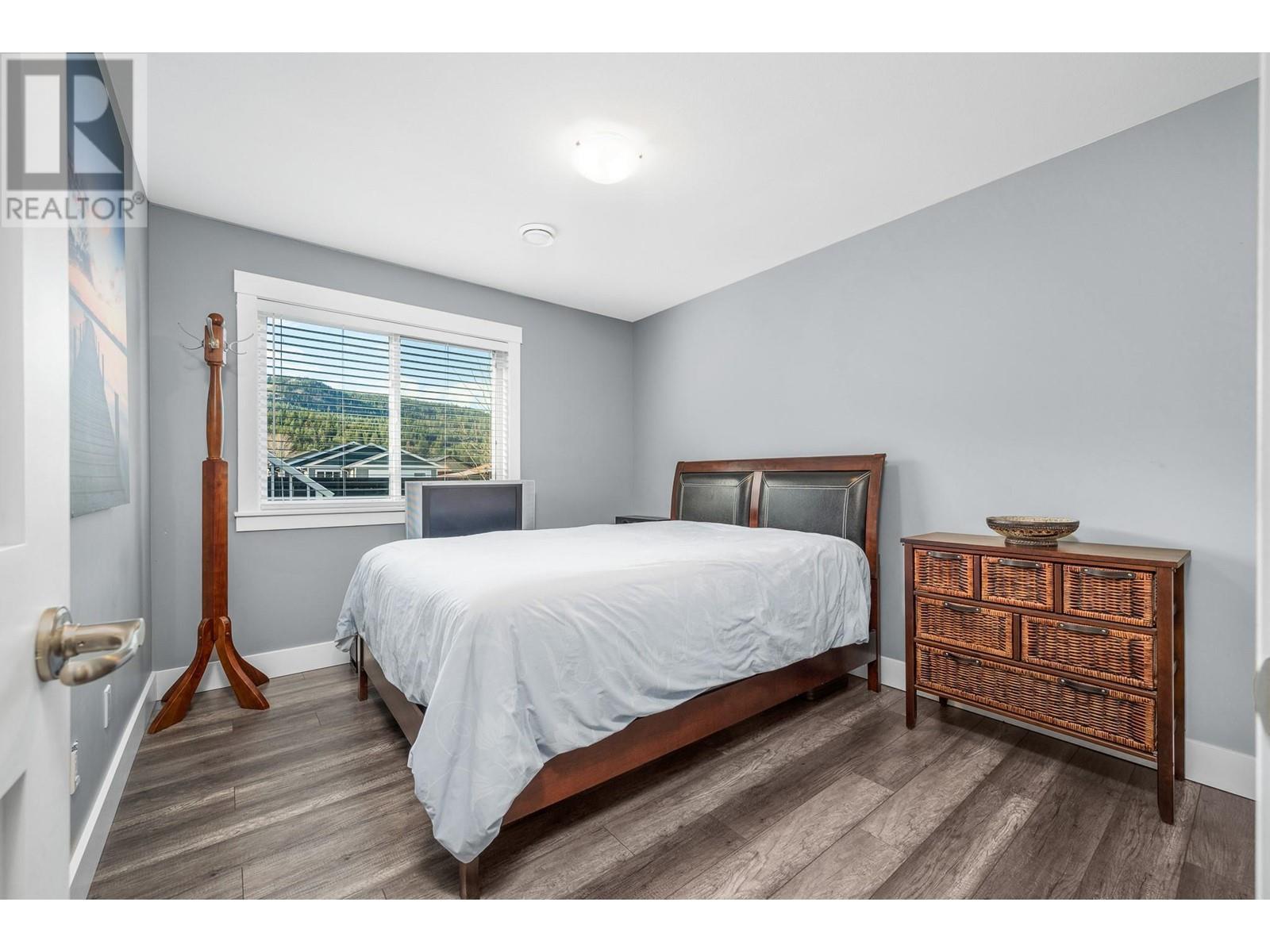 533 Loon Avenue. Vernon, British Columbia