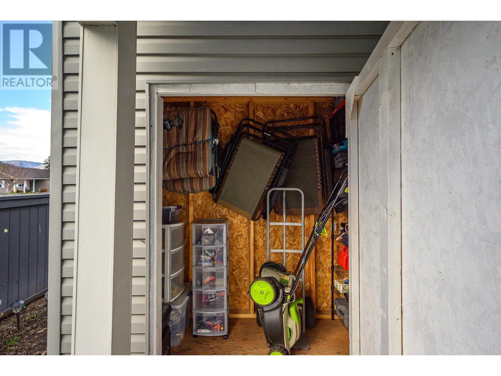 533 Loon Avenue. Vernon, British Columbia