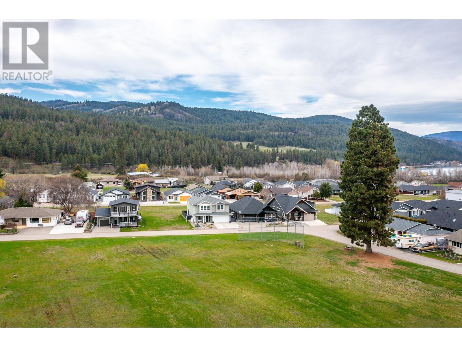 533 Loon Avenue. Vernon, British Columbia