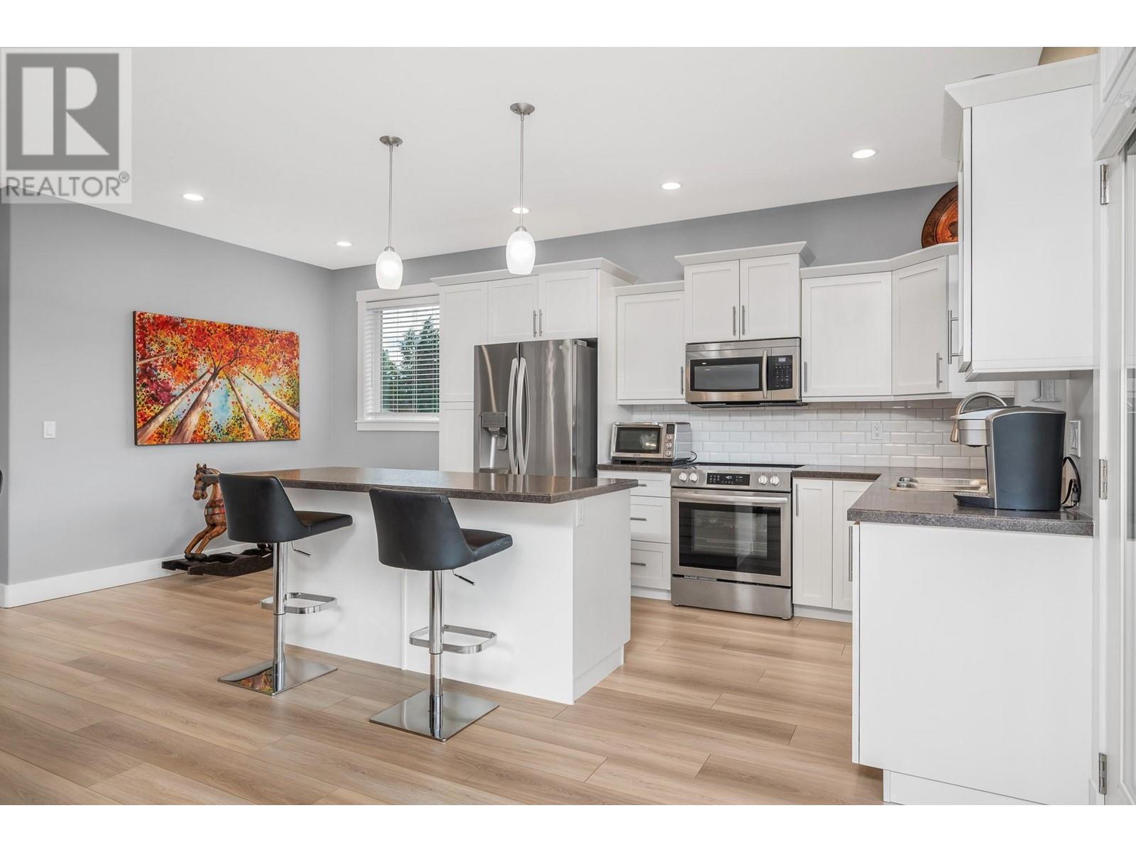 533 Loon Avenue. Vernon, British Columbia