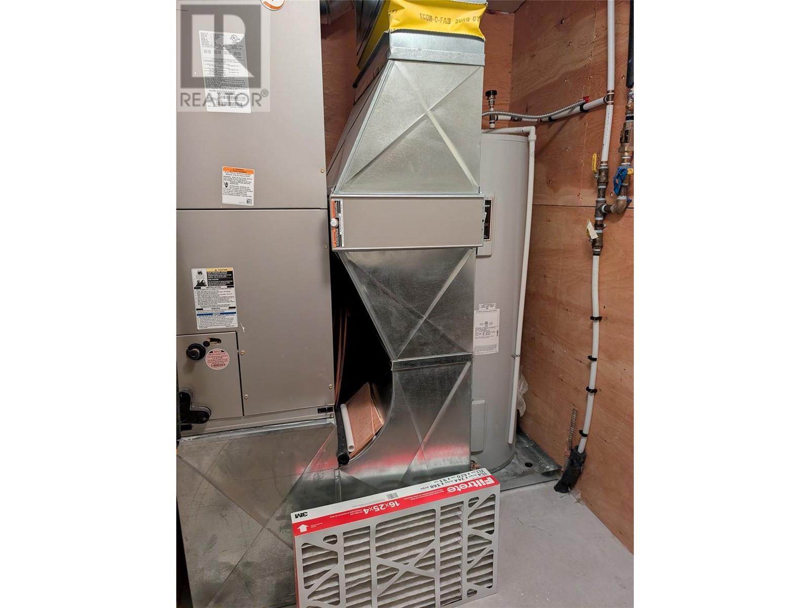 4498 Squilax Anglemont Road Unit# 39. Scotch Creek, British Columbia