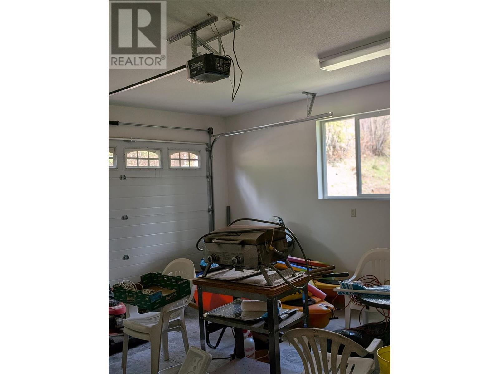 4498 Squilax Anglemont Road Unit# 39. Scotch Creek, British Columbia