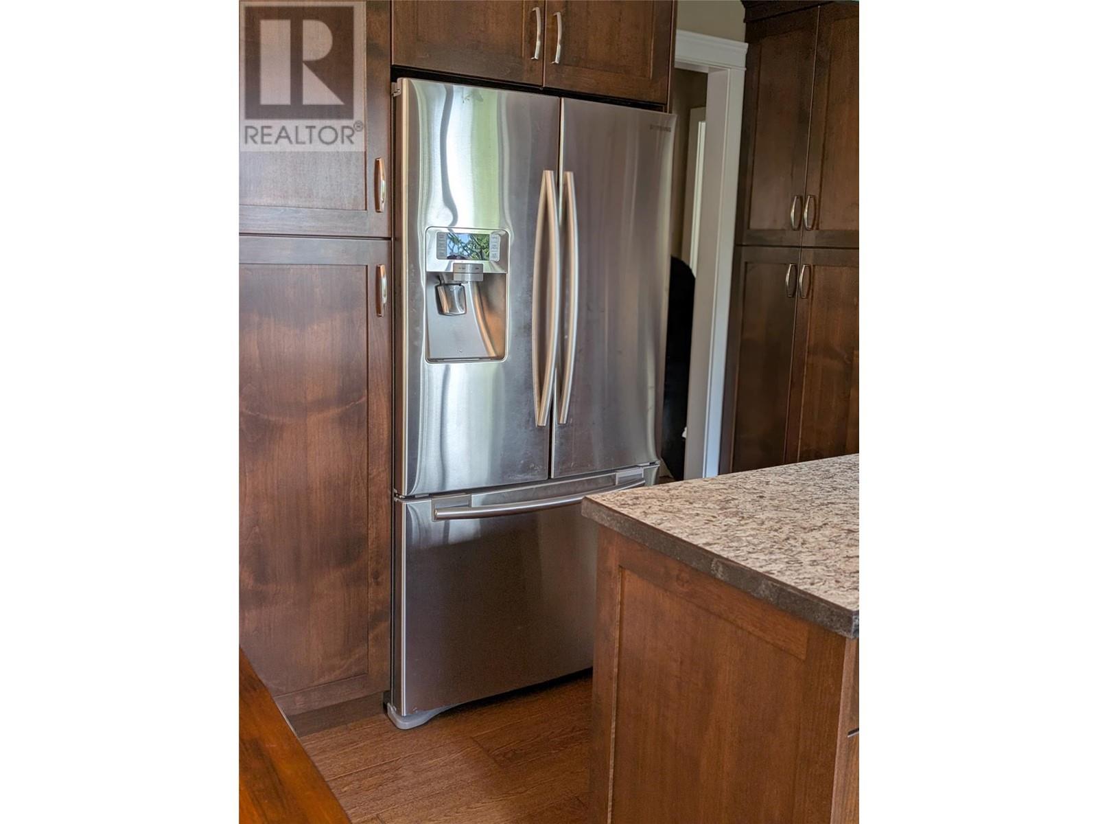 4498 Squilax Anglemont Road Unit# 39. Scotch Creek, British Columbia