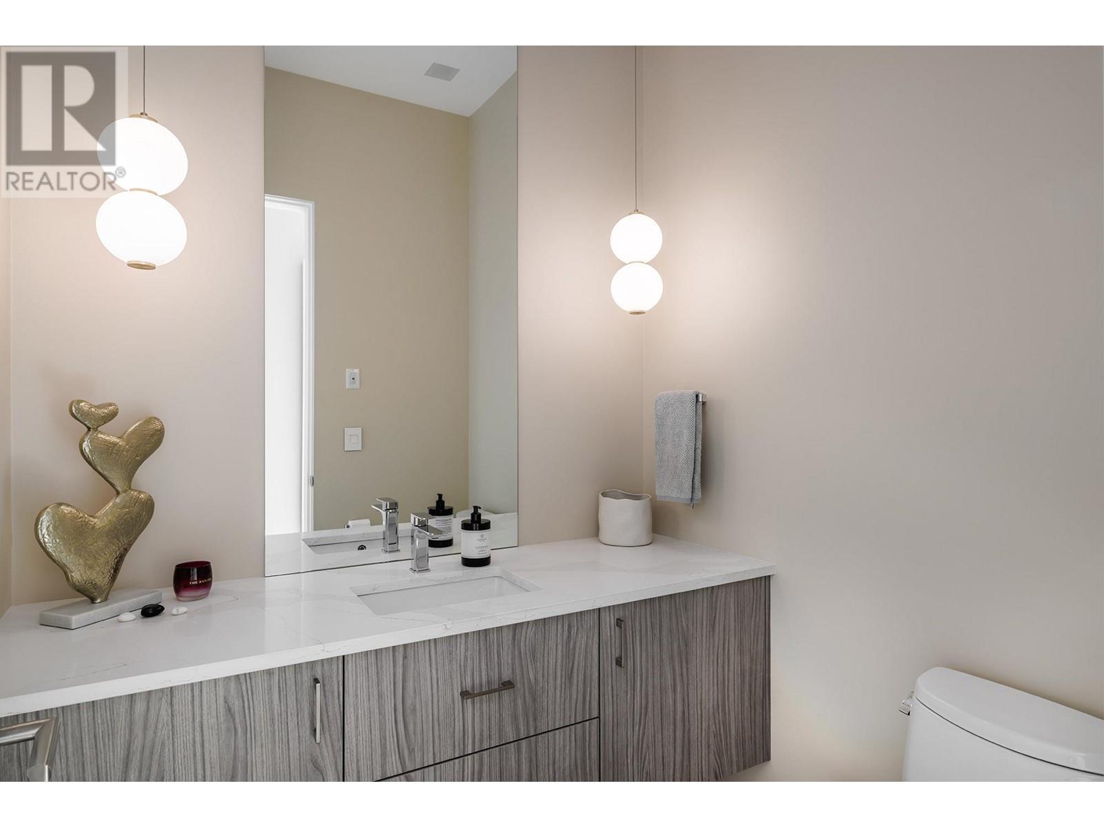 5602 Upper Mission Court. Kelowna, British Columbia