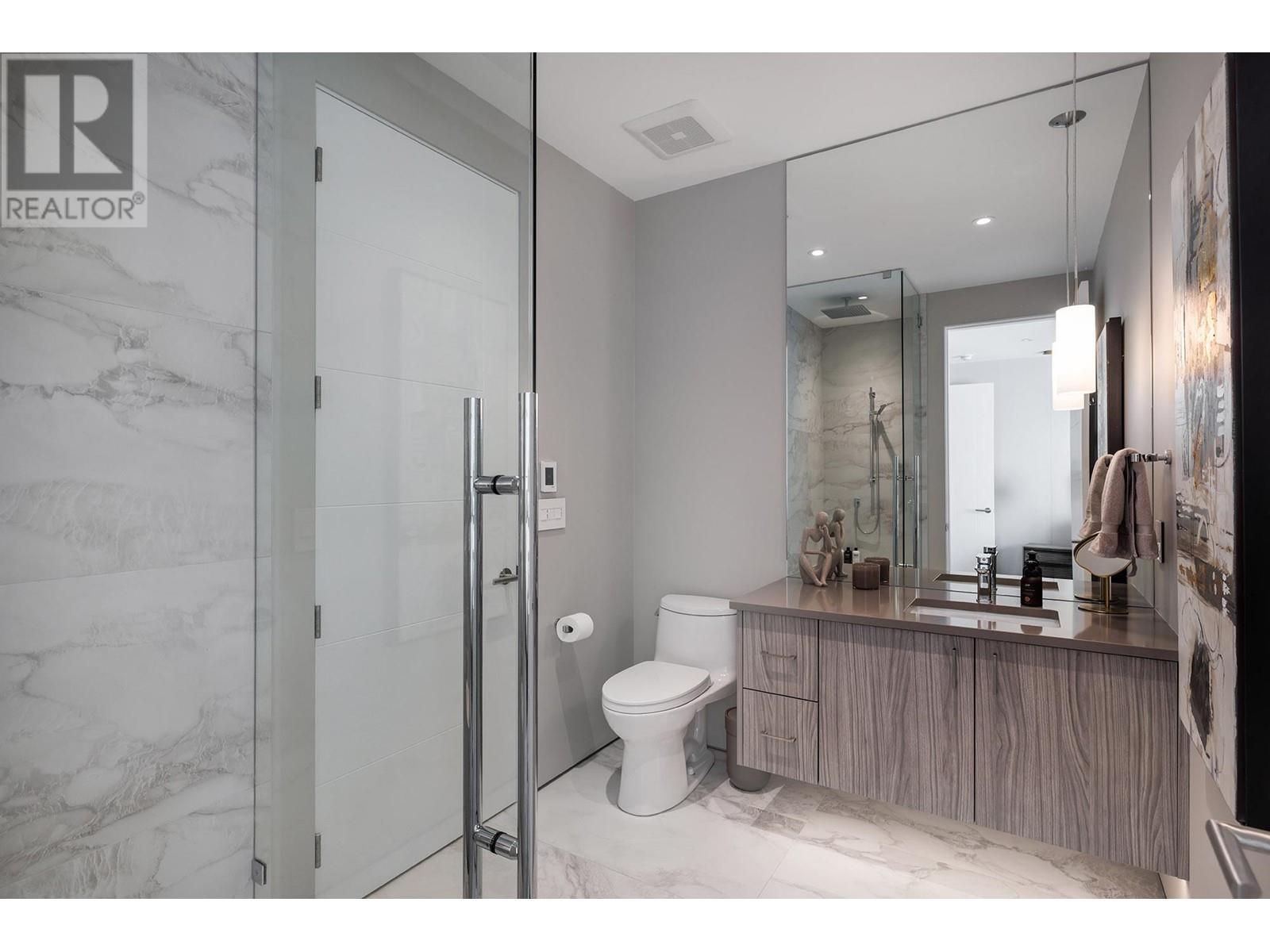 5602 Upper Mission Court. Kelowna, British Columbia