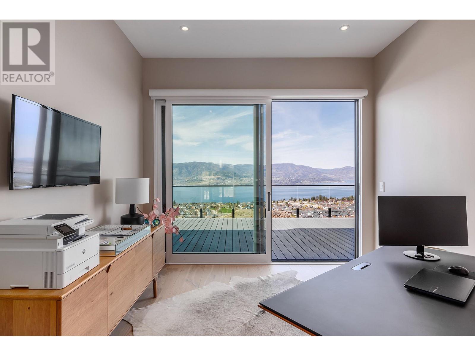 5602 Upper Mission Court. Kelowna, British Columbia