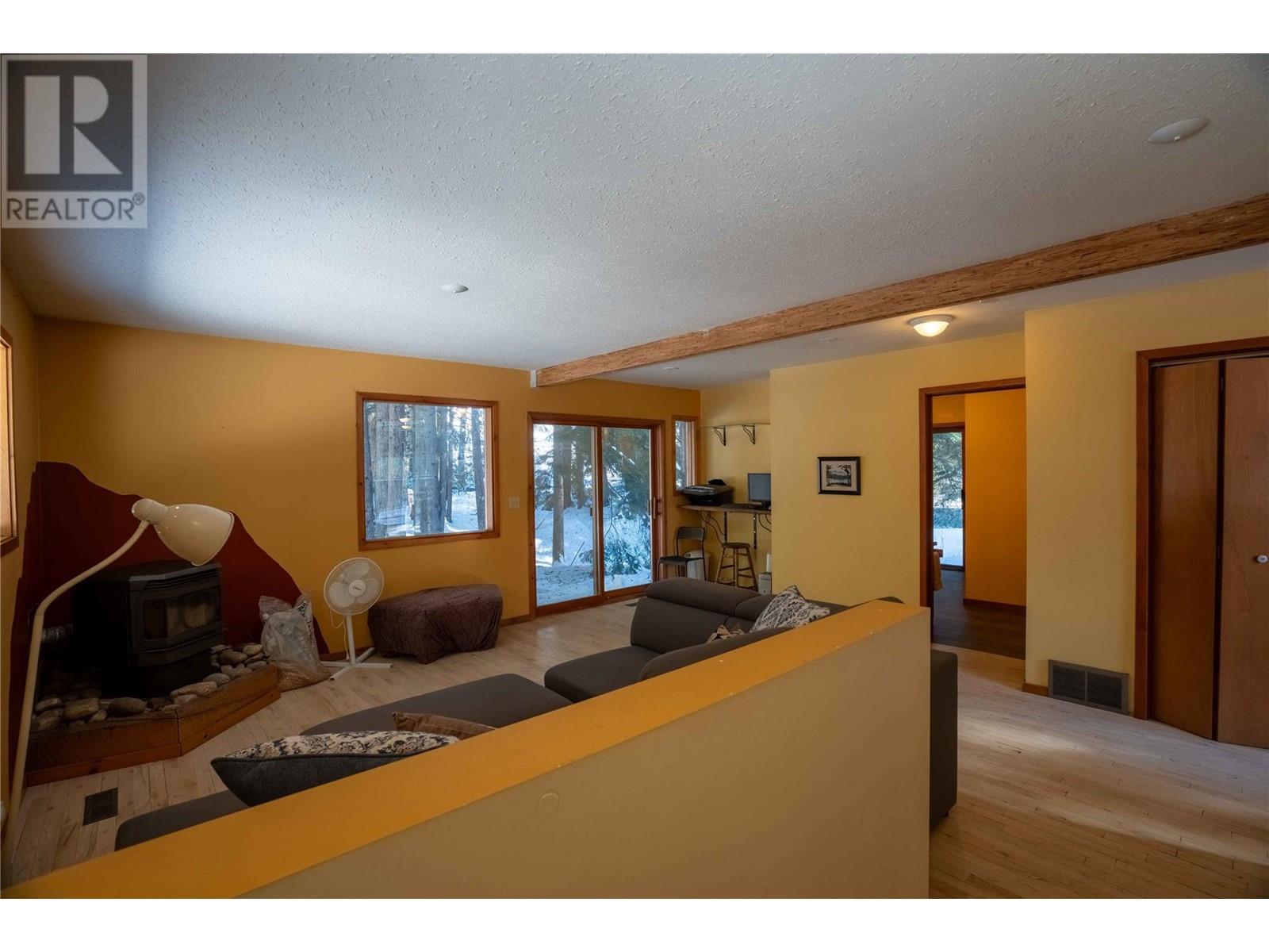 3014 Mcinnes Road. Revelstoke, British Columbia