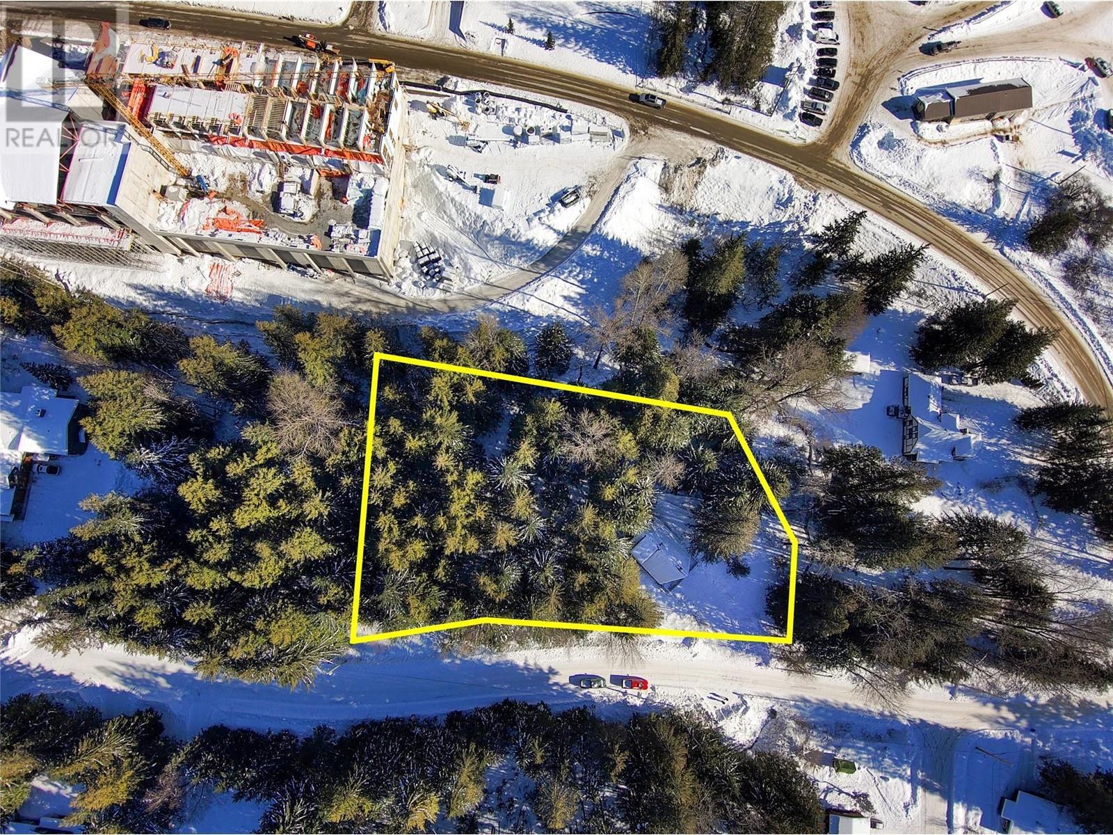 3014 Mcinnes Road. Revelstoke, British Columbia