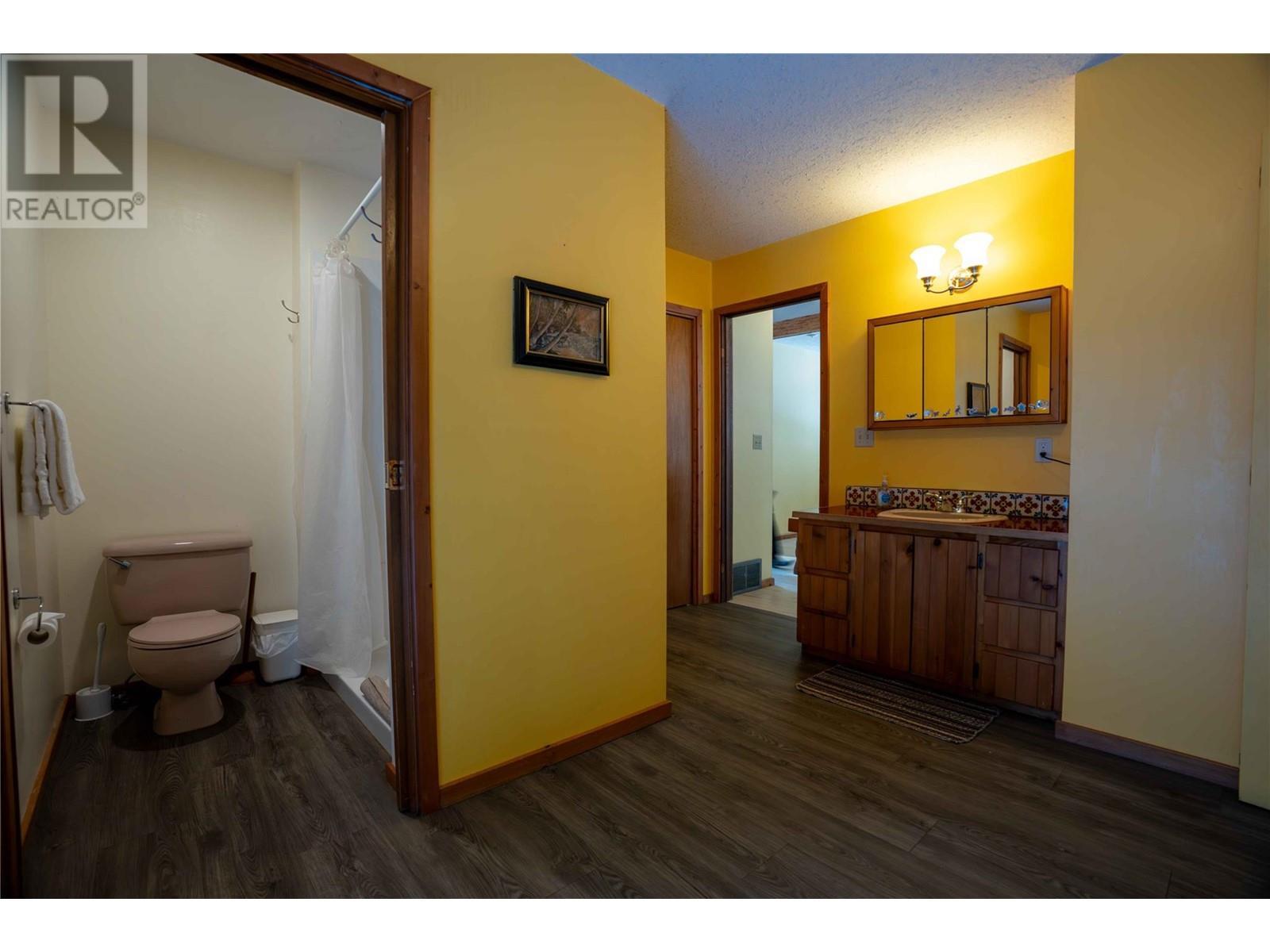 3014 Mcinnes Road. Revelstoke, British Columbia