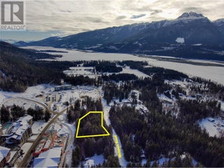 3014 Mcinnes Road. Revelstoke, British Columbia