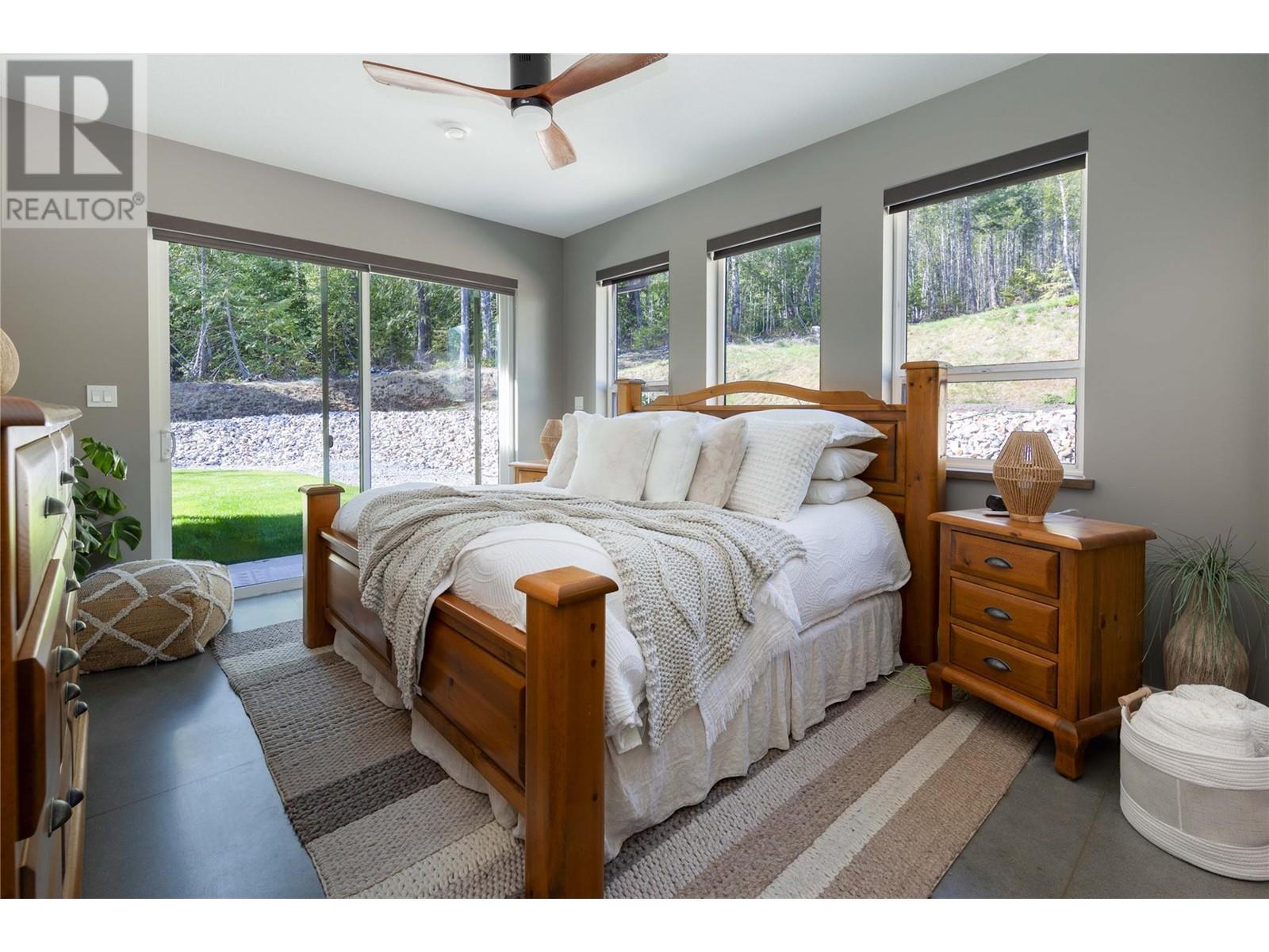 6400 1 Avenue Nw. Salmon Arm, British Columbia