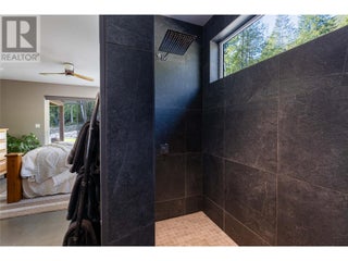 6400 1 Avenue Nw. Salmon Arm, British Columbia