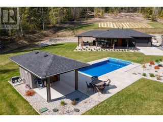 6400 1 Avenue Nw. Salmon Arm, British Columbia