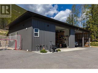 6400 1 Avenue Nw. Salmon Arm, British Columbia