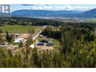 6400 1 Avenue Nw. Salmon Arm, British Columbia