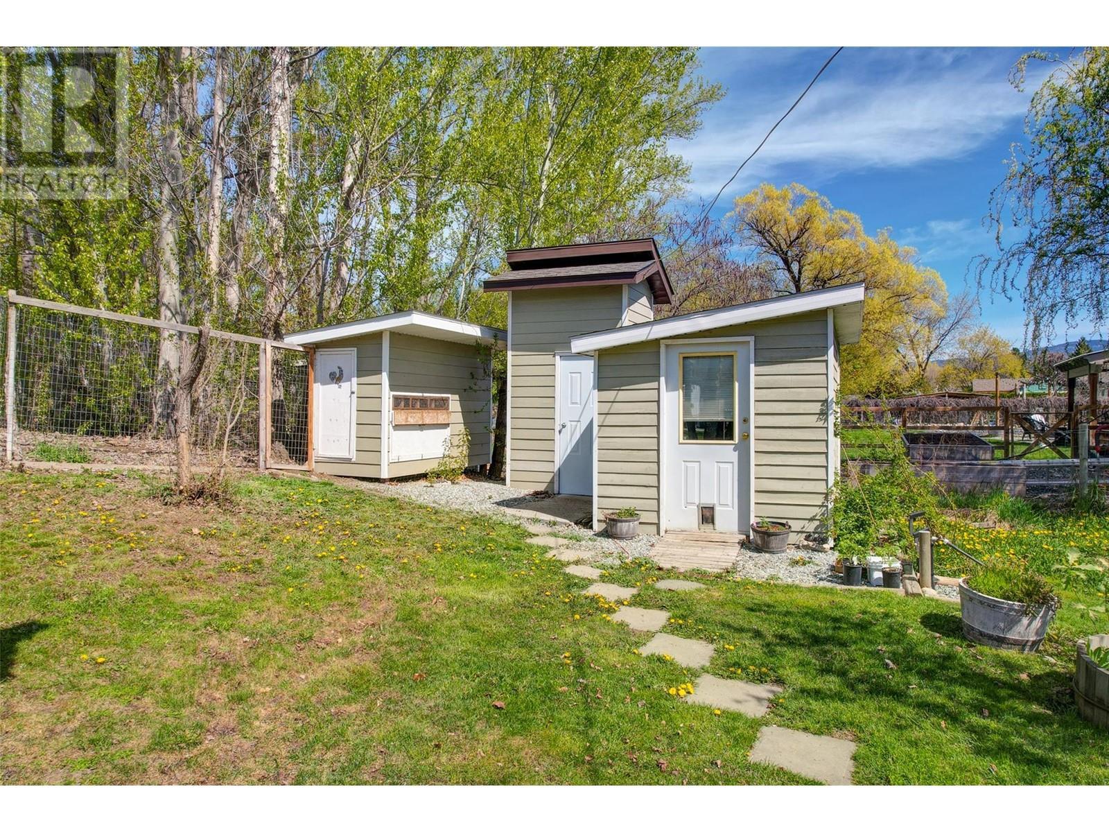 2058 Parsons Road. Kelowna, British Columbia