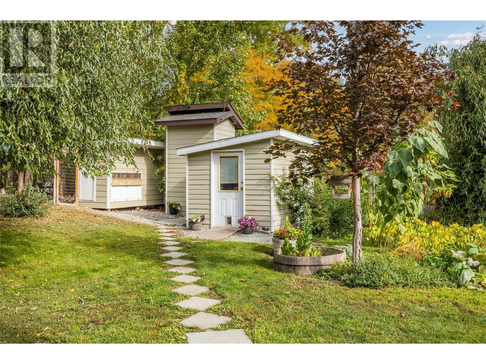 2058 Parsons Road. Kelowna, British Columbia
