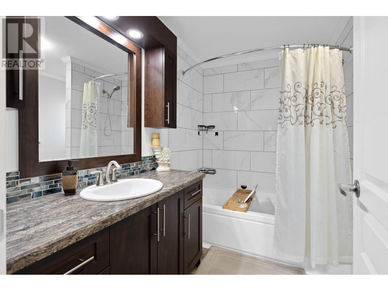 9020 Jim Bailey Road Unit# 167. Kelowna, British Columbia