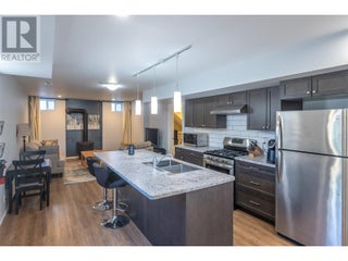 445 5 Road. Oliver, British Columbia