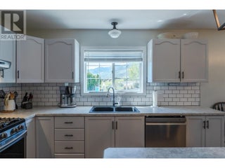 445 5 Road. Oliver, British Columbia