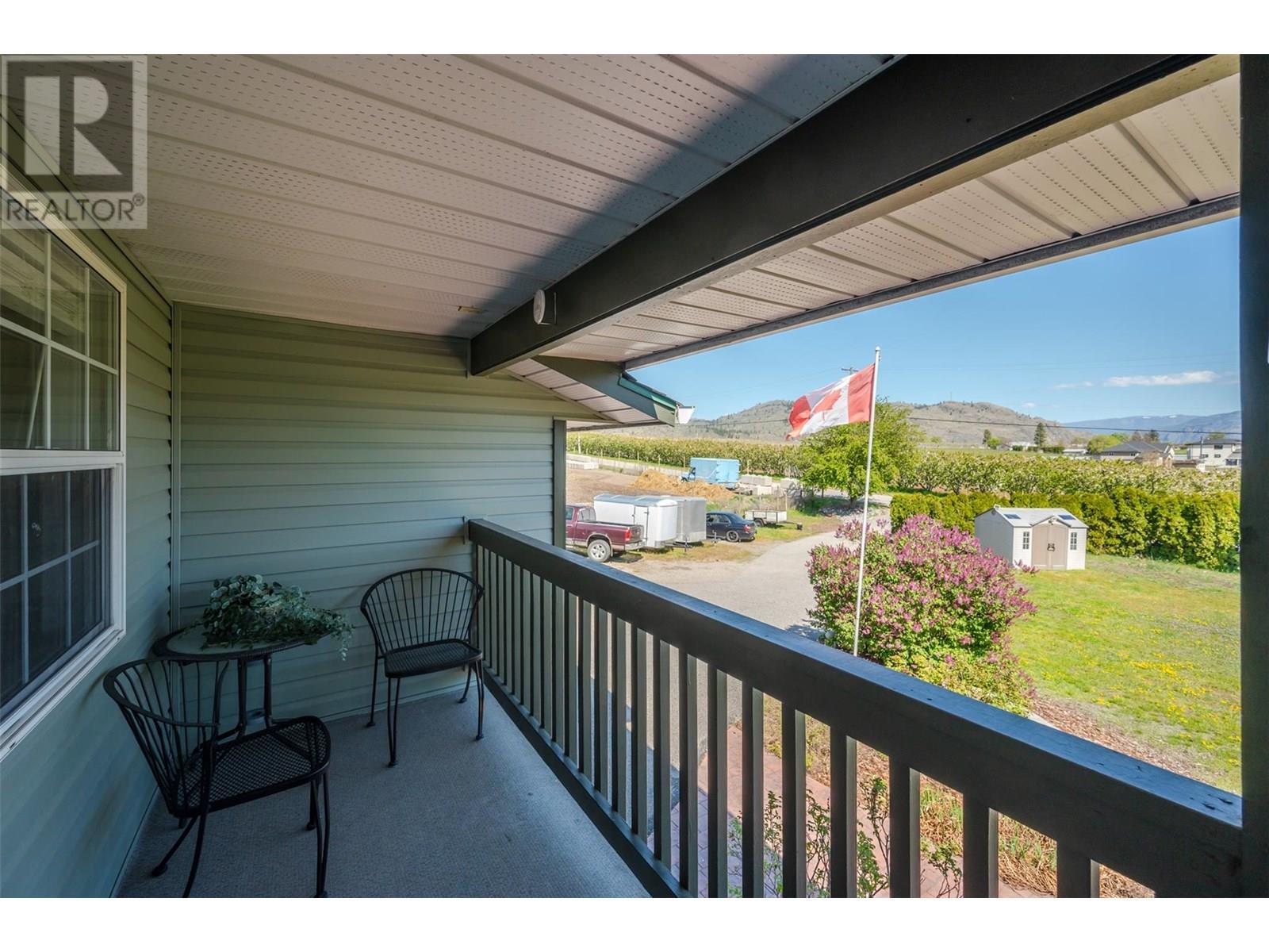 445 5 Road. Oliver, British Columbia