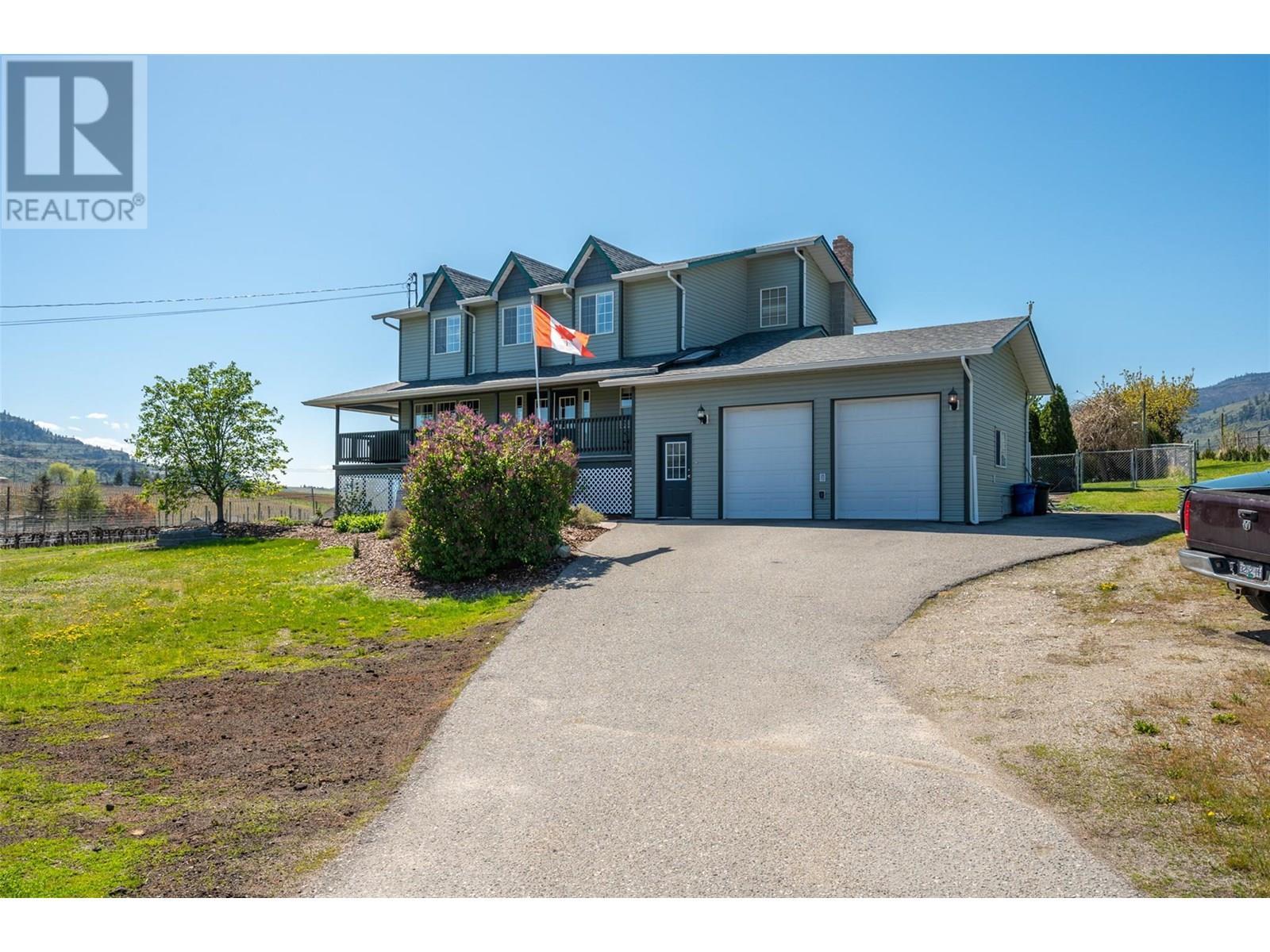 445 5 Road. Oliver, British Columbia