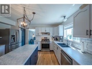 445 5 Road. Oliver, British Columbia