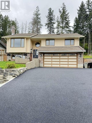 27 Preston Crescent. Enderby, British Columbia