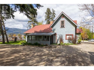 320 Okanagan Avenue Se. Salmon Arm, British Columbia