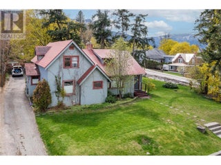320 Okanagan Avenue Se. Salmon Arm, British Columbia