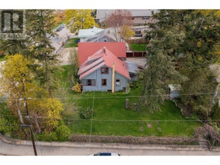 320 Okanagan Avenue Se. Salmon Arm, British Columbia