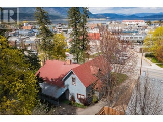 320 Okanagan Avenue Se. Salmon Arm, British Columbia