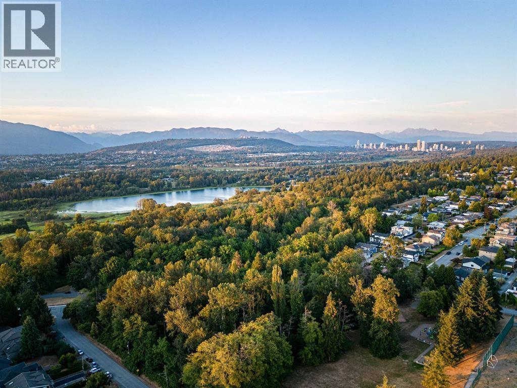 7668 Wheater Court, Burnaby