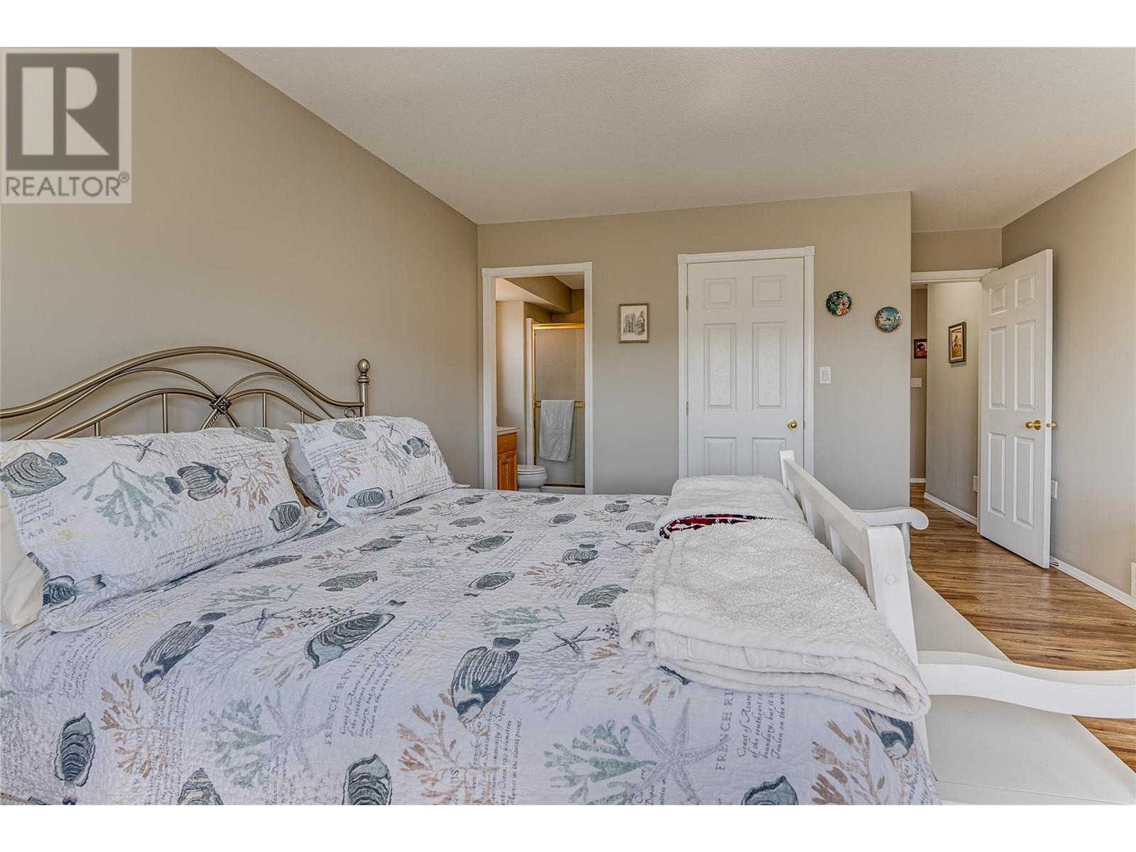 855 8 Avenue. Vernon, British Columbia