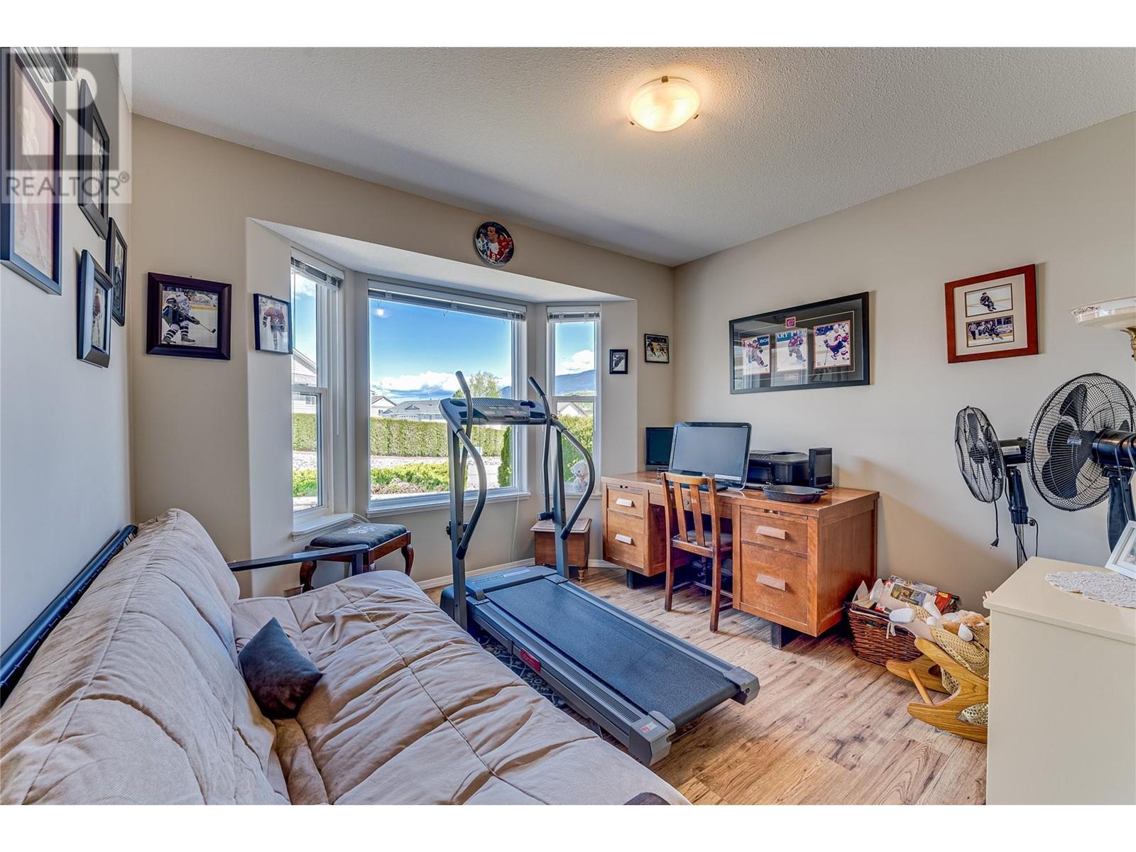 855 8 Avenue. Vernon, British Columbia