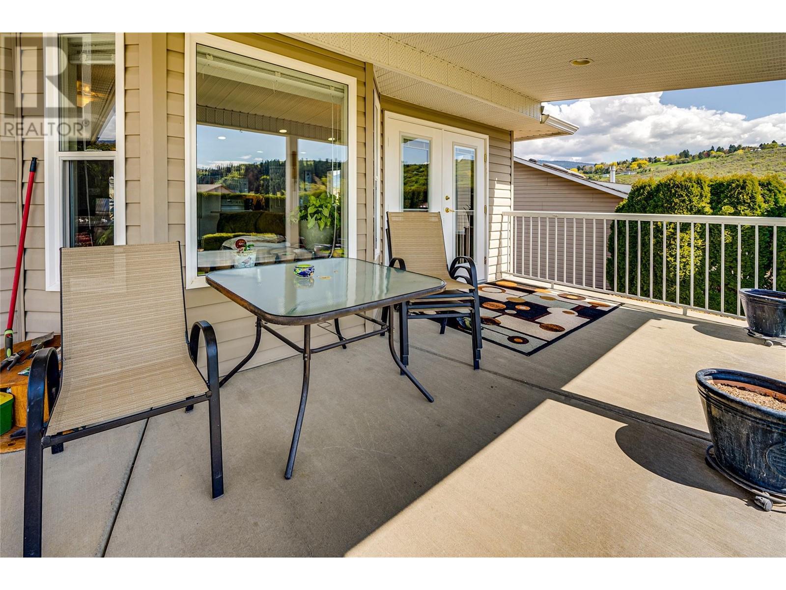 855 8 Avenue. Vernon, British Columbia