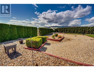 855 8 Avenue. Vernon, British Columbia