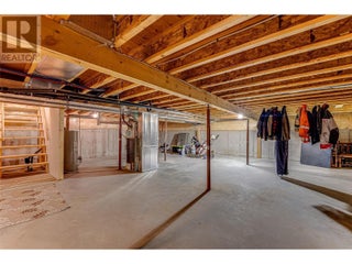 855 8 Avenue. Vernon, British Columbia