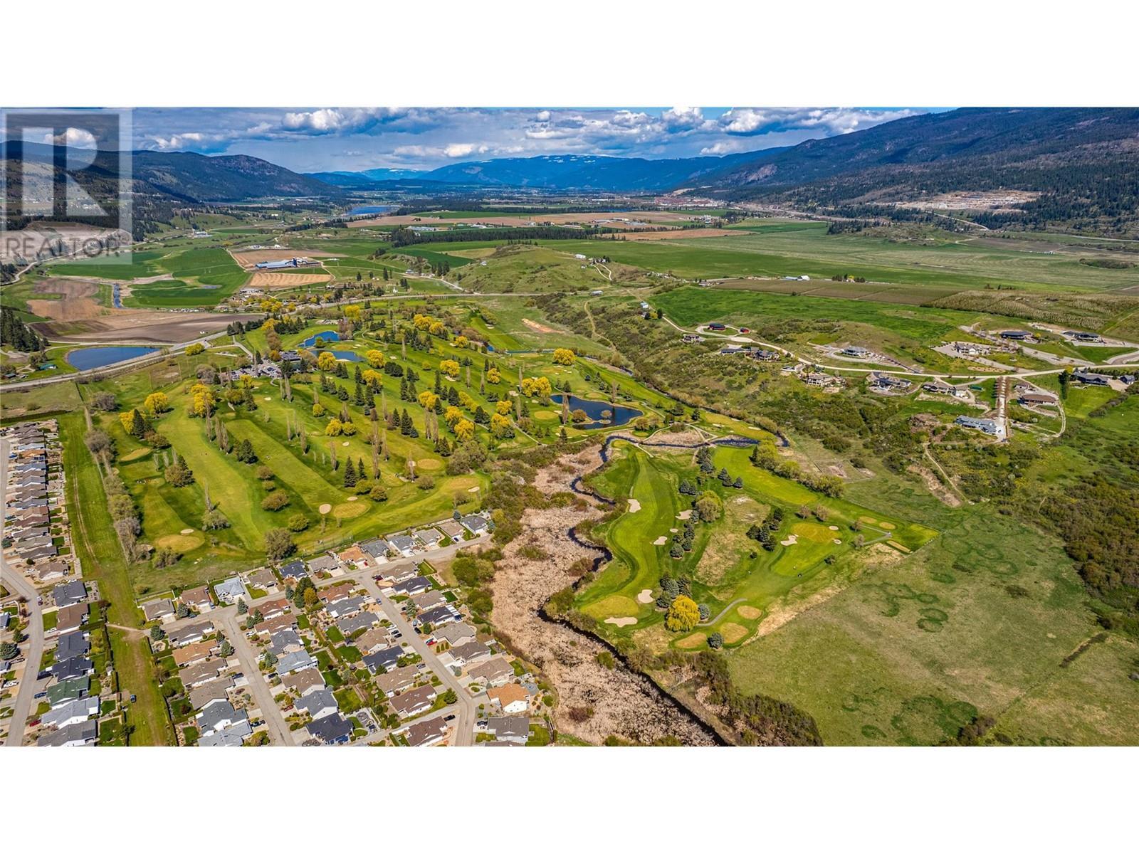 855 8 Avenue. Vernon, British Columbia